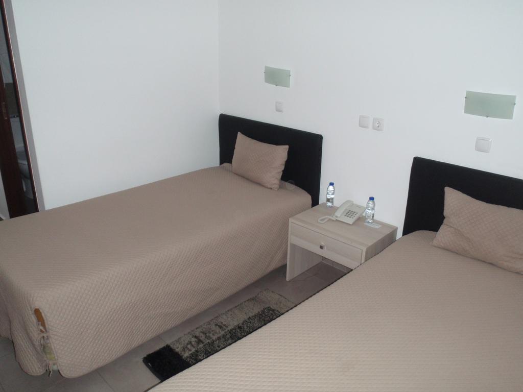 Hotel Romba Ourique Extérieur photo