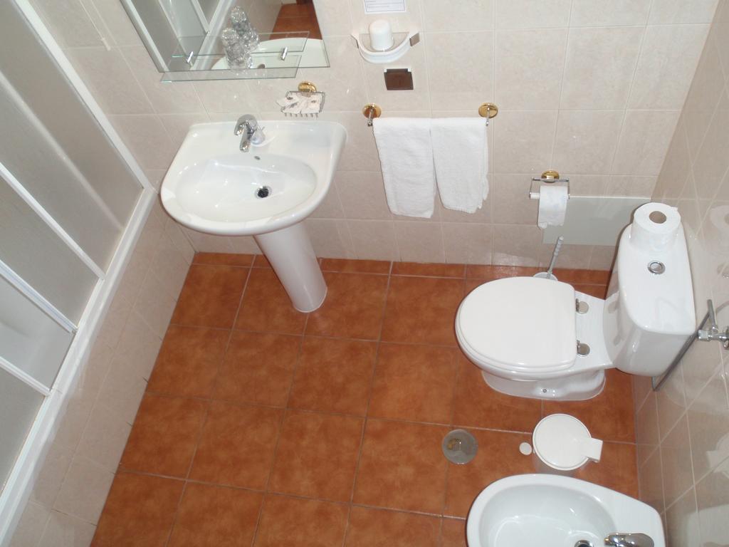 Hotel Romba Ourique Extérieur photo