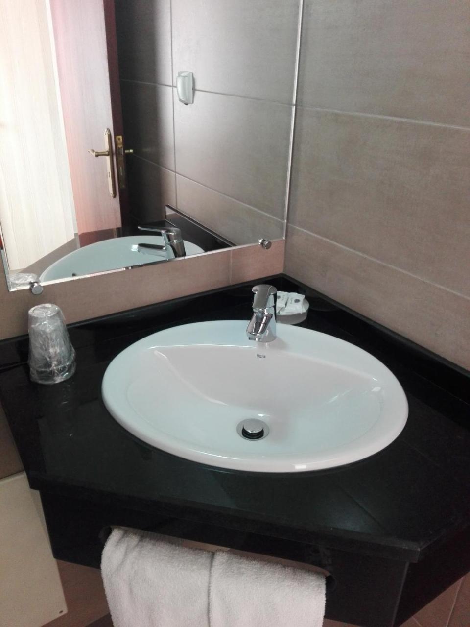 Hotel Romba Ourique Extérieur photo